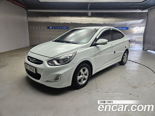 Hyundai Accent 2014 — photo 1