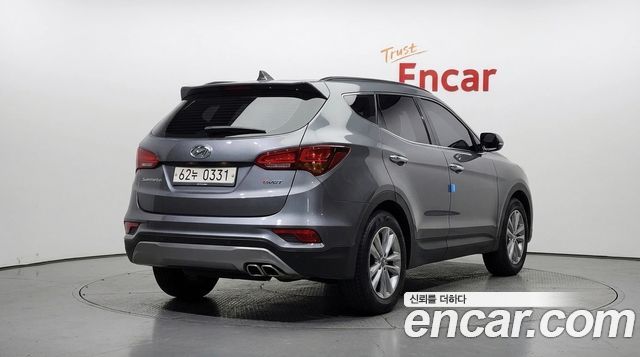 Hyundai Santafe 2016 — photo 2