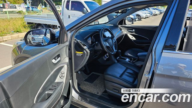 Hyundai Santafe 2016 — photo 10