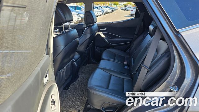 Hyundai Santafe 2016 — photo 12