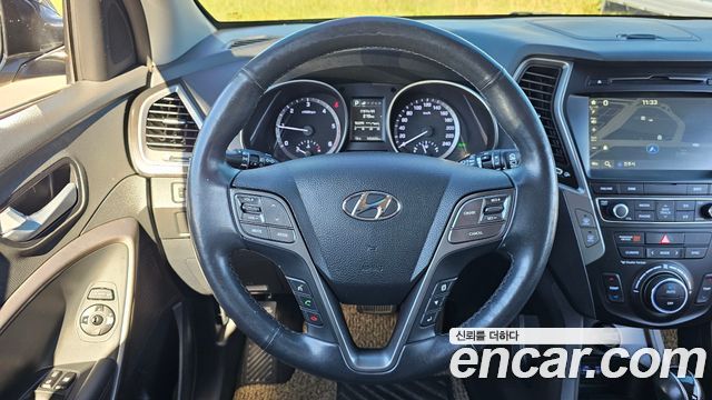 Hyundai Santafe 2016 — photo 13