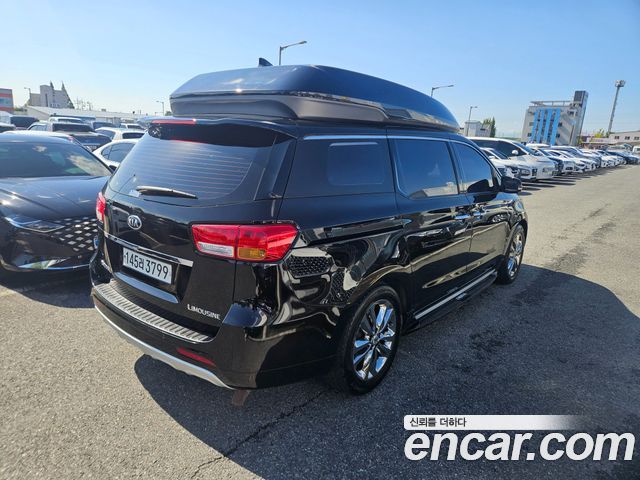Kia Canival 2016 — photo 6