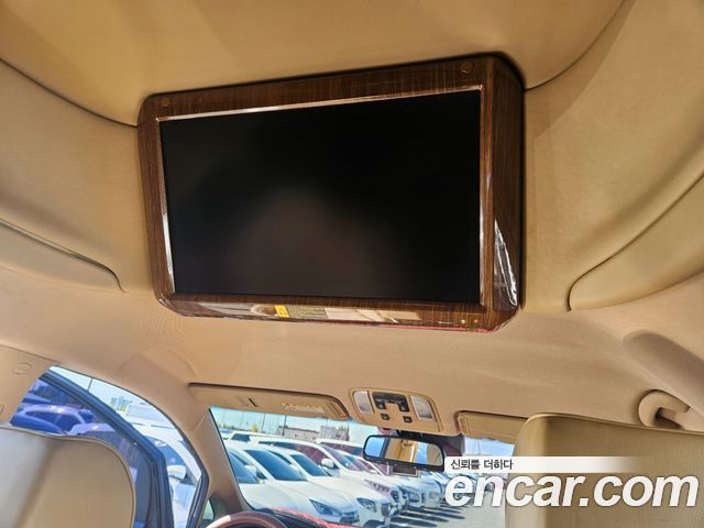 Kia Canival 2016 — photo 13