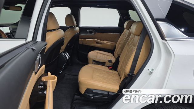 Kia Sorento 2023 — photo 11
