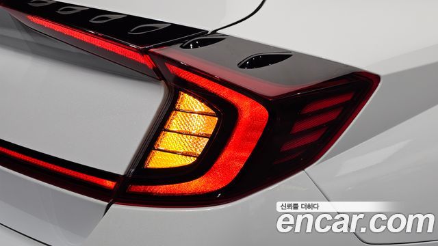 Hyundai Sonata 2020 — photo 9