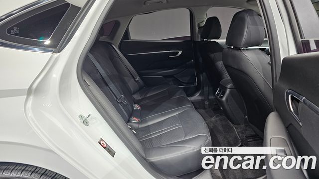 Hyundai Sonata 2020 — photo 28
