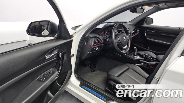 BMW 1-Series 2016 — photo 17