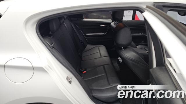 BMW 1-Series 2016 — photo 16