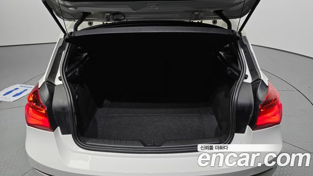 BMW 1-Series 2016 — photo 30
