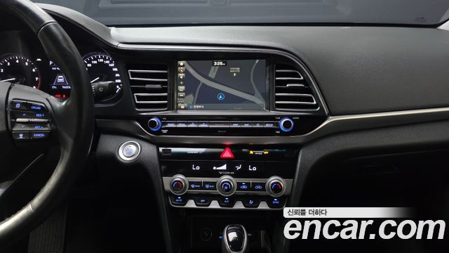 Hyundai AVANTE 2020 — photo 20
