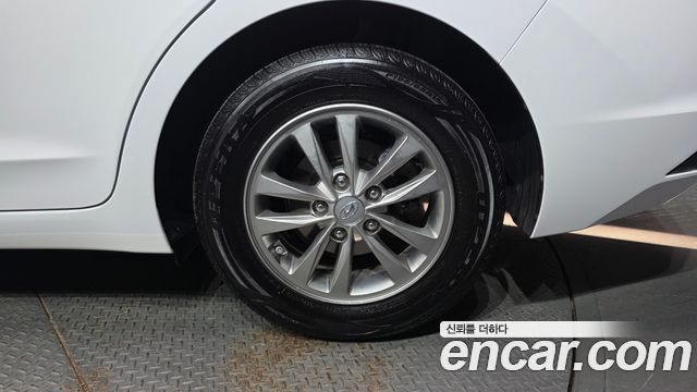 Hyundai AVANTE 2020 — photo 7