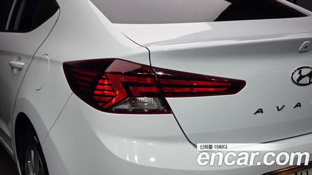 Hyundai AVANTE 2020 — photo 9