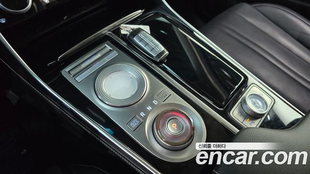 Genesis GV80 2020 — photo 12