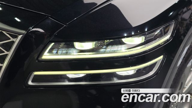 Genesis GV80 2020 — photo 8