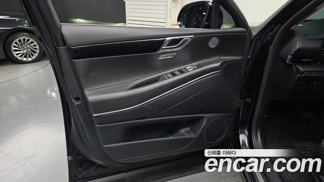 Genesis GV80 2020 — photo 14