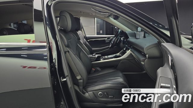 Genesis GV80 2020 — photo 16