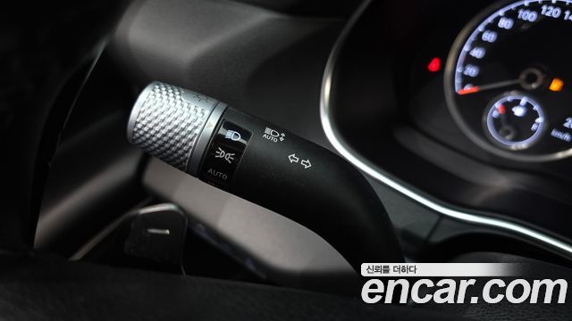 Genesis GV80 2020 — photo 28