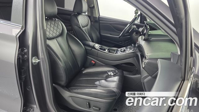 Hyundai Santafe 2021 — photo 17