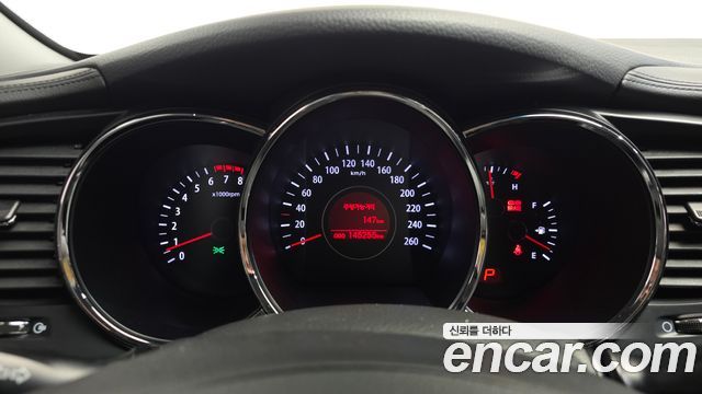 Kia K5 2013 — photo 11