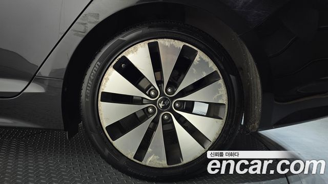 Kia K5 2013 — photo 7