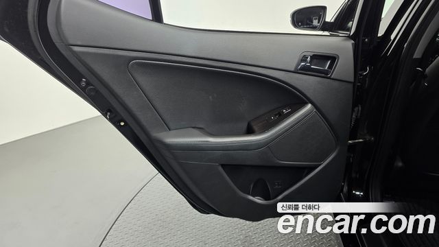 Kia K5 2013 — photo 15