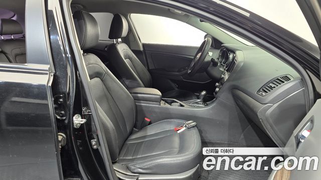 Kia K5 2013 — photo 16