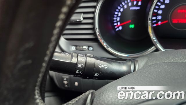 Kia K5 2013 — photo 29