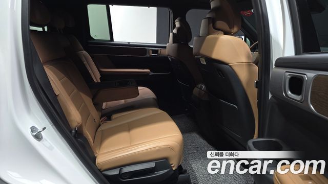 Hyundai Santafe 2024 — photo 17