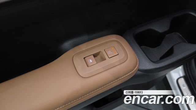 Hyundai Santafe 2024 — photo 36