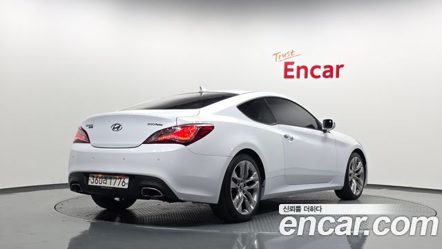 Hyundai Genesis 2014 — photo 2