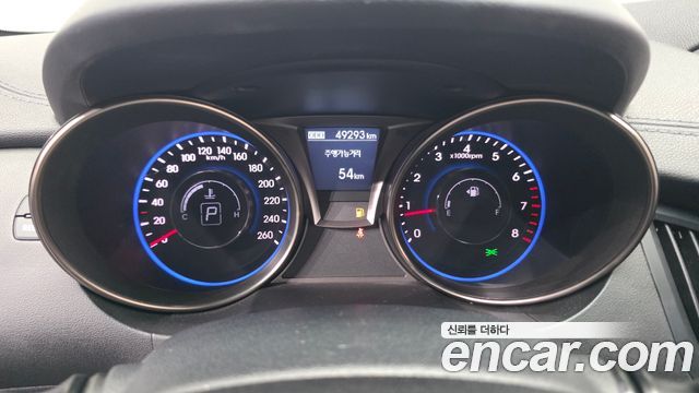 Hyundai Genesis 2014 — photo 11