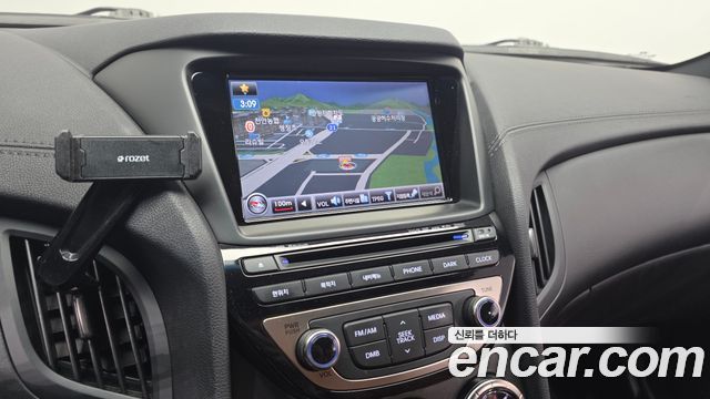Hyundai Genesis 2014 — photo 19