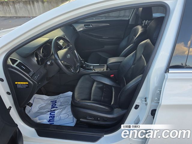 Hyundai Sonata 2012 — photo 9