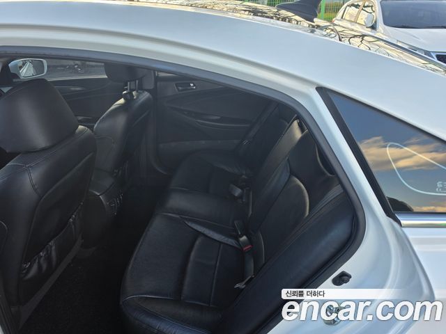 Hyundai Sonata 2012 — photo 11
