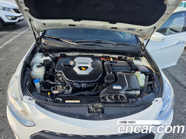 Hyundai Sonata 2012 — photo 14