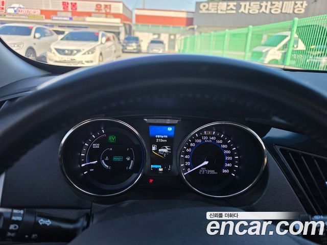 Hyundai Sonata 2012 — photo 17