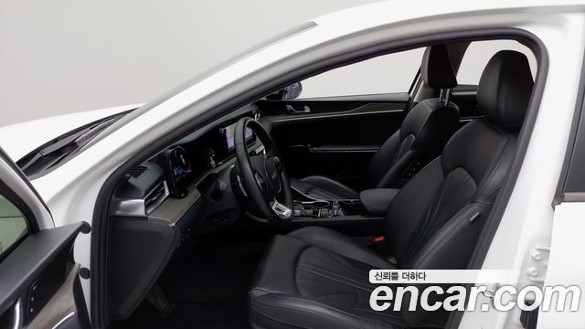 Kia K5 2022 — photo 12