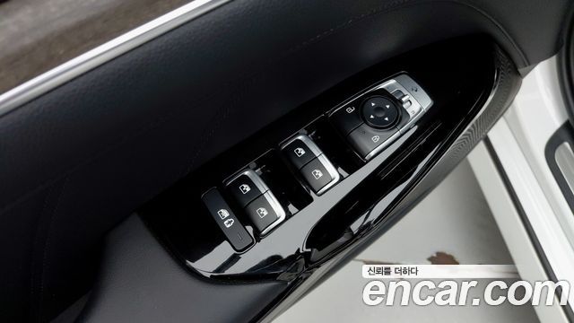 Kia K5 2022 — photo 20