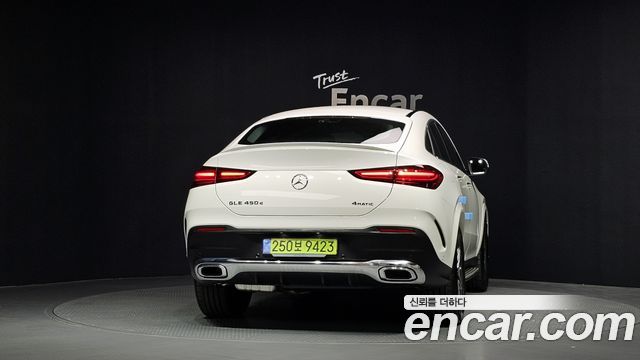 Mercedes-Benz GLE-Class 2026 — photo 4