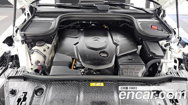 Mercedes-Benz GLE-Class 2026 — photo 6
