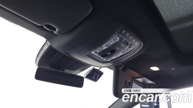 Mercedes-Benz GLE-Class 2026 — photo 30