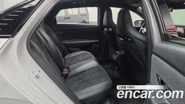 Hyundai AVANTE 2024 — photo 17
