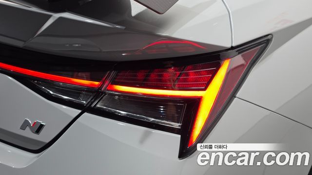 Hyundai AVANTE 2024 — photo 9