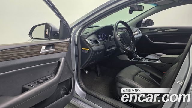 Hyundai Sonata 2015 — photo 11