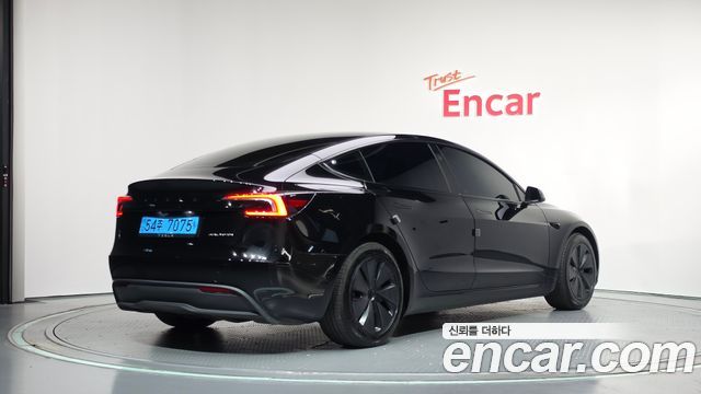 Tesla Model 3 2025 — photo 2