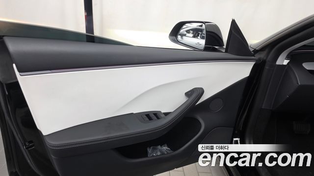 Tesla Model 3 2025 — photo 14