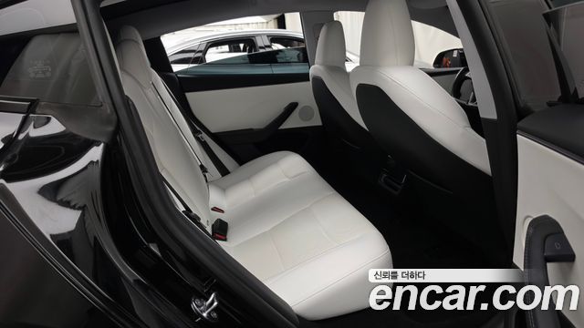 Tesla Model 3 2025 — photo 16