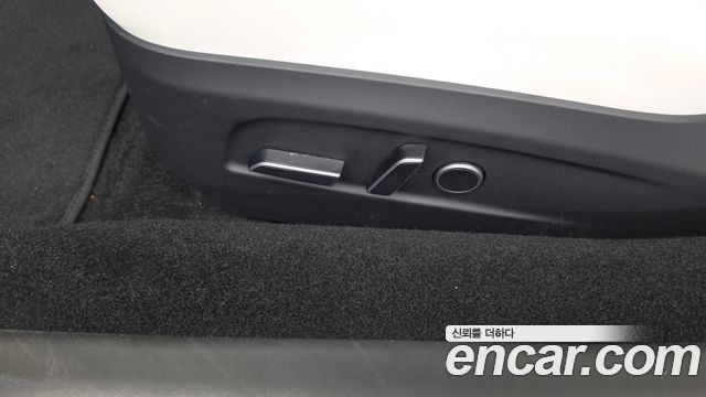 Tesla Model 3 2025 — photo 30