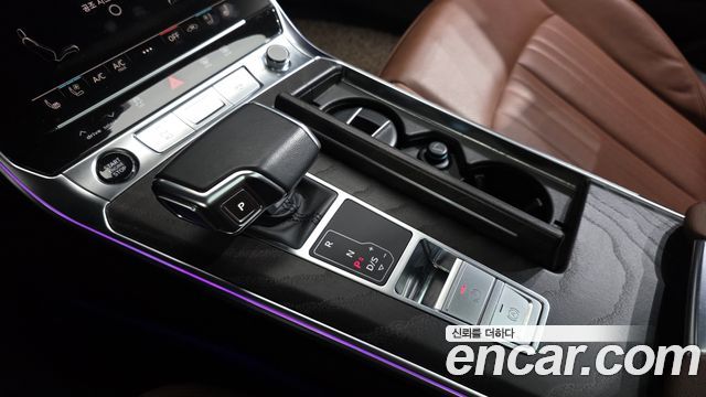 Audi A6 2023 — photo 12