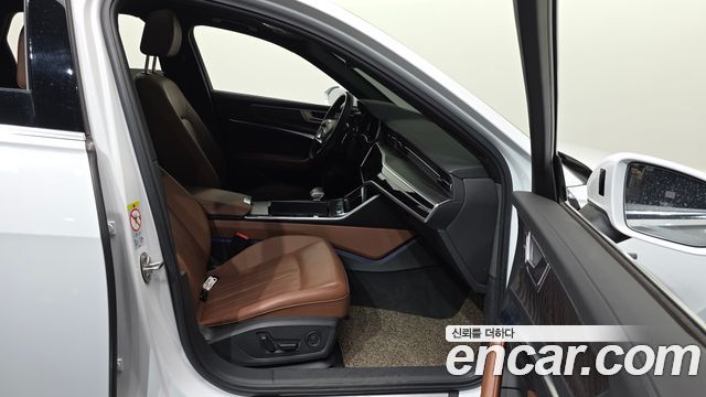 Audi A6 2023 — photo 17